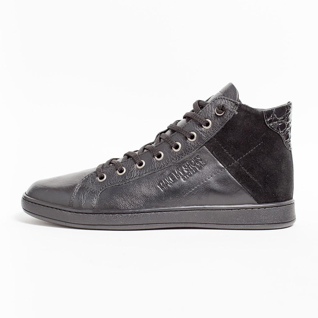MMS003 Total Black