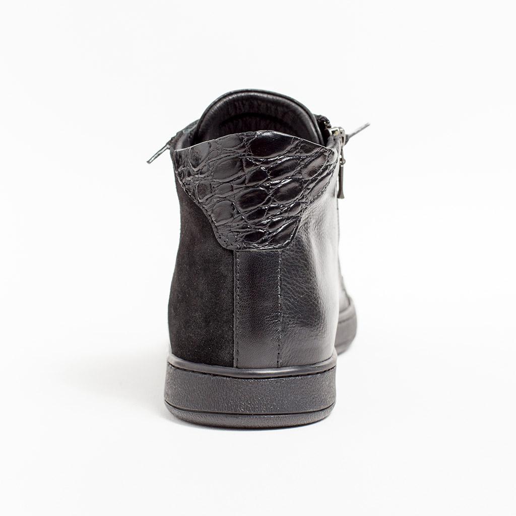 MMS003 Total Black